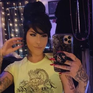 Meet your Posher, Valeria